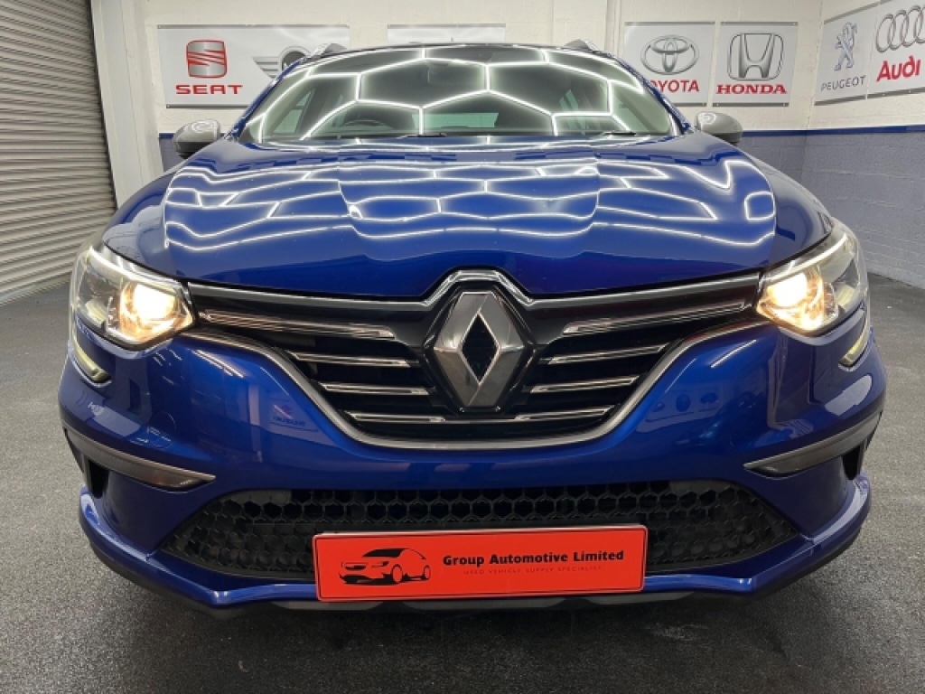 Used Renault Megane 2019 for sale - 76885186: Photo 2