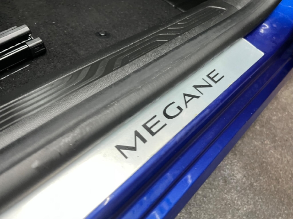 Used Renault Megane 2019 for sale - 76885186: Photo 30