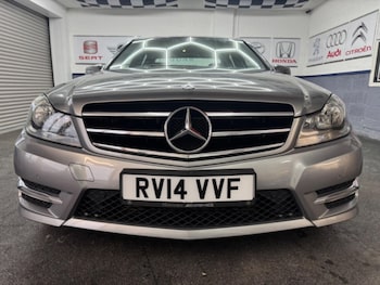 Used Mercedes-Benz C Class 2014 for sale - 76225402: Photo