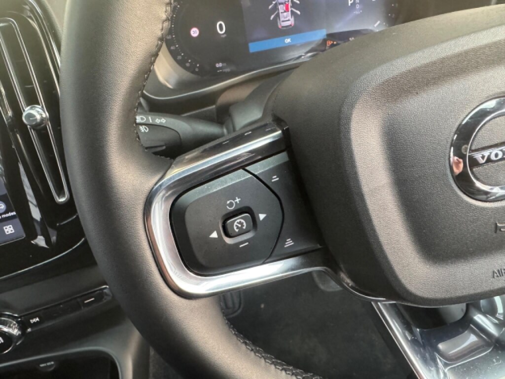 Used Volvo XC40 2025 for sale - 76785412: Photo 21