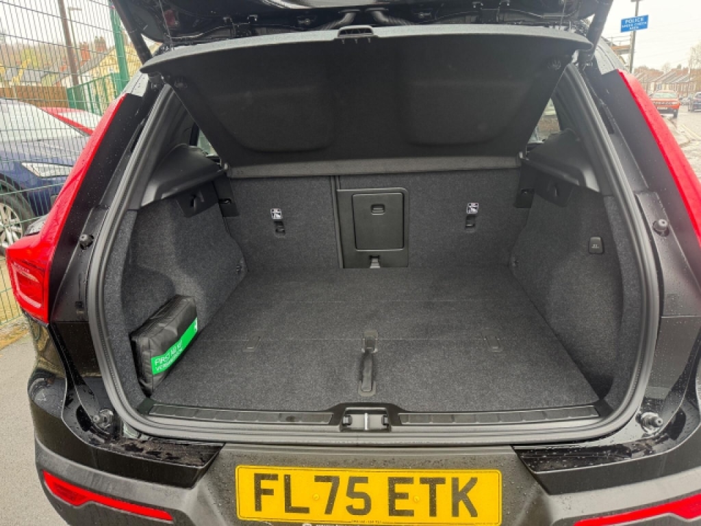 Used Volvo XC40 2025 for sale - 76785412: Photo 8