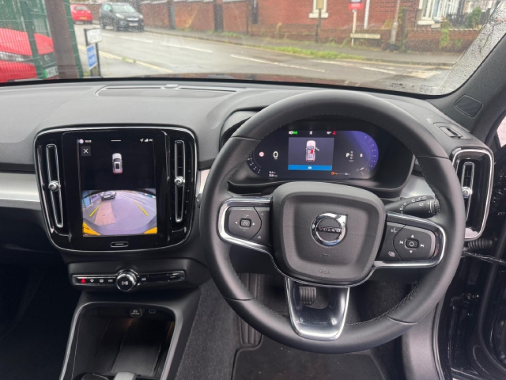 Used Volvo XC40 2025 for sale - 76785412: Photo 9