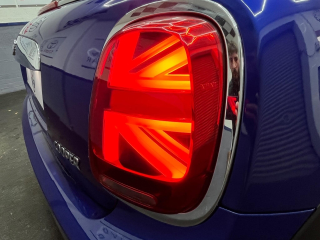 Used MINI Convertible 2019 for sale - 76497650: Photo 13