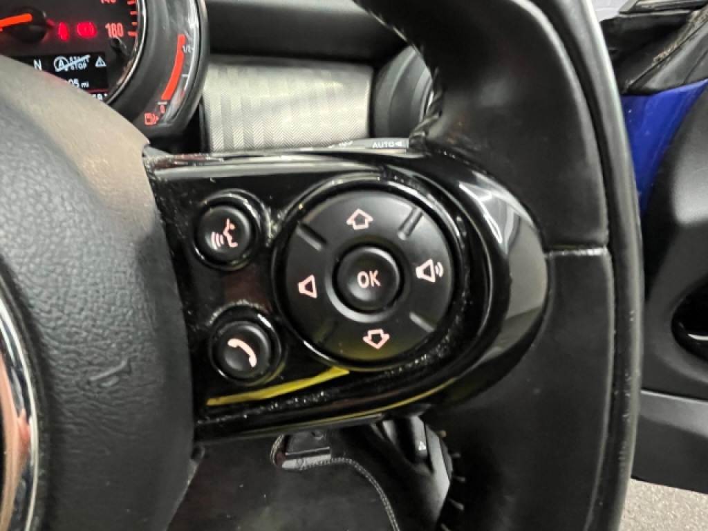 Used MINI Convertible 2019 for sale - 76497650: Photo 19