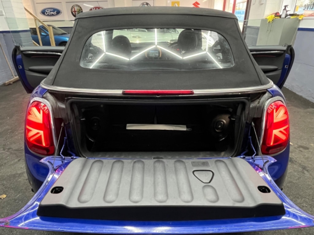 Used MINI Convertible 2019 for sale - 76497650: Photo 37