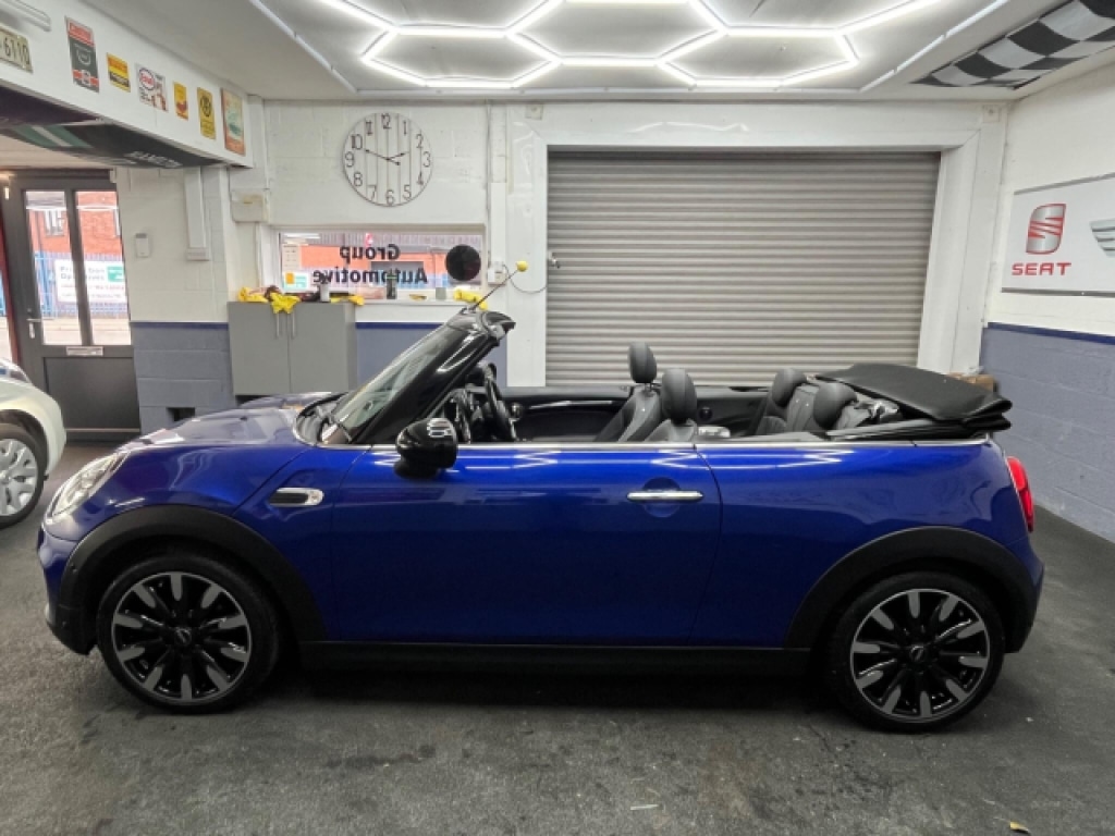 Used MINI Convertible 2019 for sale - 76497650: Photo 42