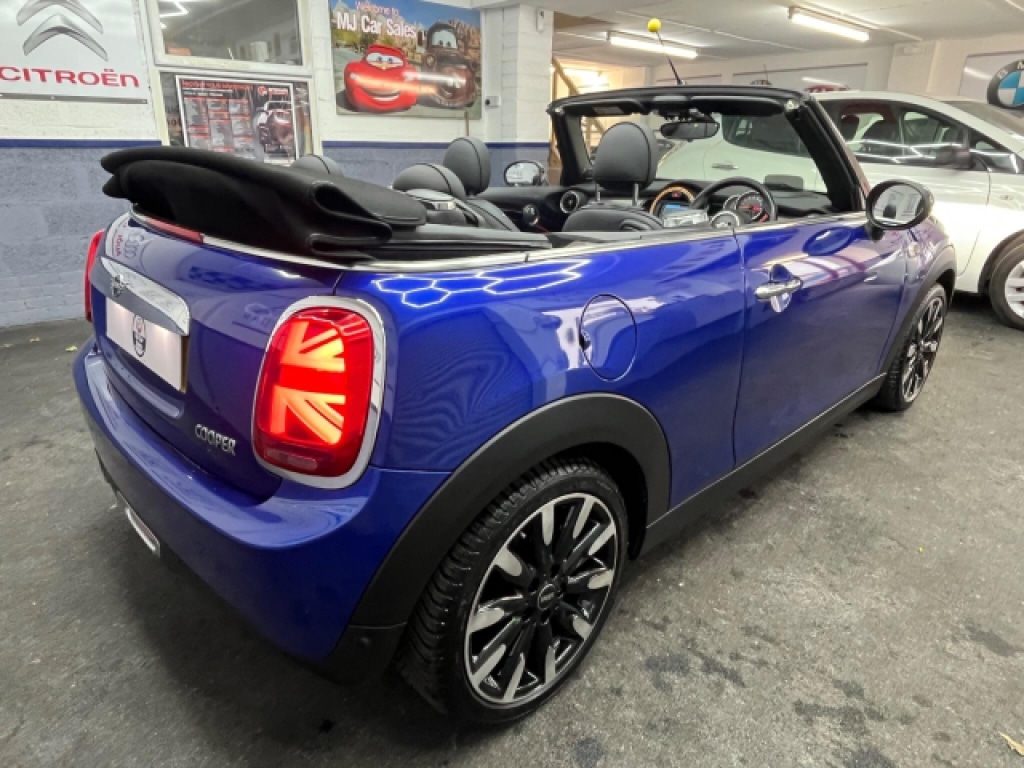 Used MINI Convertible 2019 for sale - 76497650: Photo 46