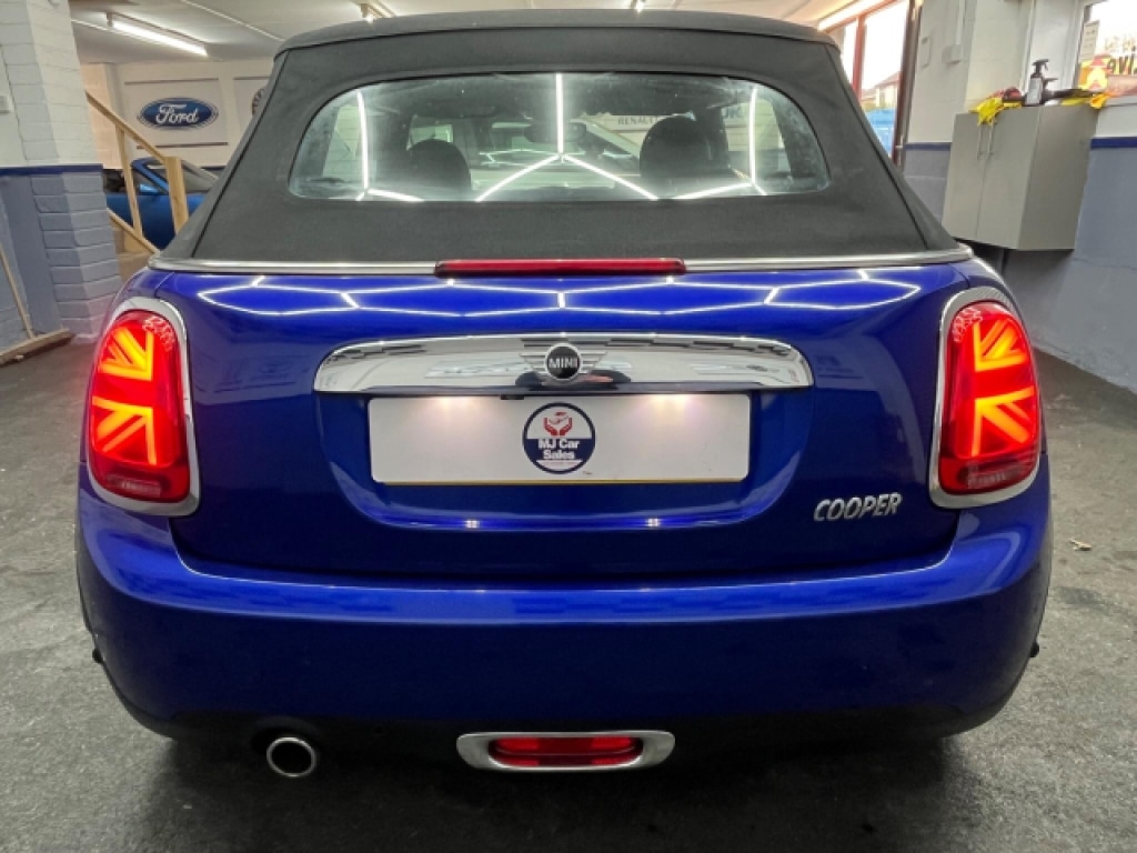 Used MINI Convertible 2019 for sale - 76497650: Photo 6