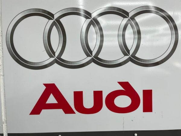 Used Audi TT 2011 for sale - 76253773: Photo 52