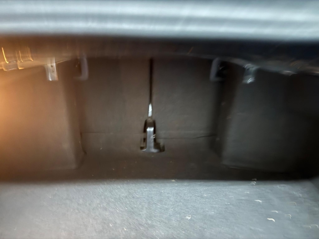 Used Volkswagen Beetle 2015 for sale - 77357511: Photo 17