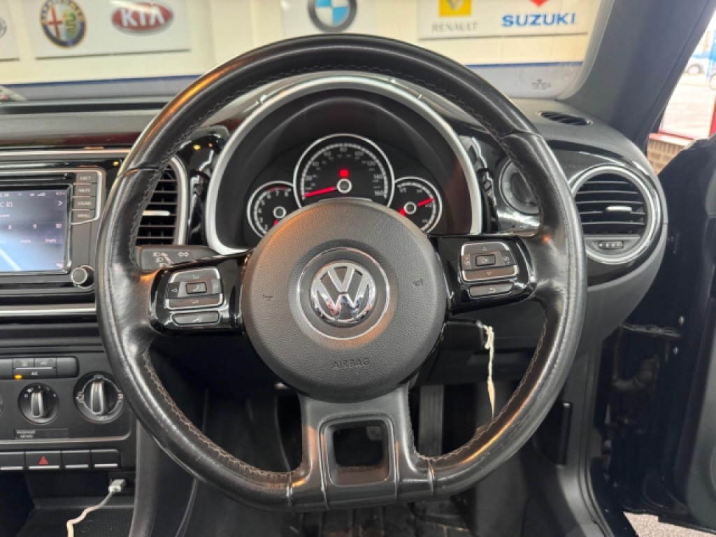 Used Volkswagen Beetle 2015 for sale - 77357511: Photo 22