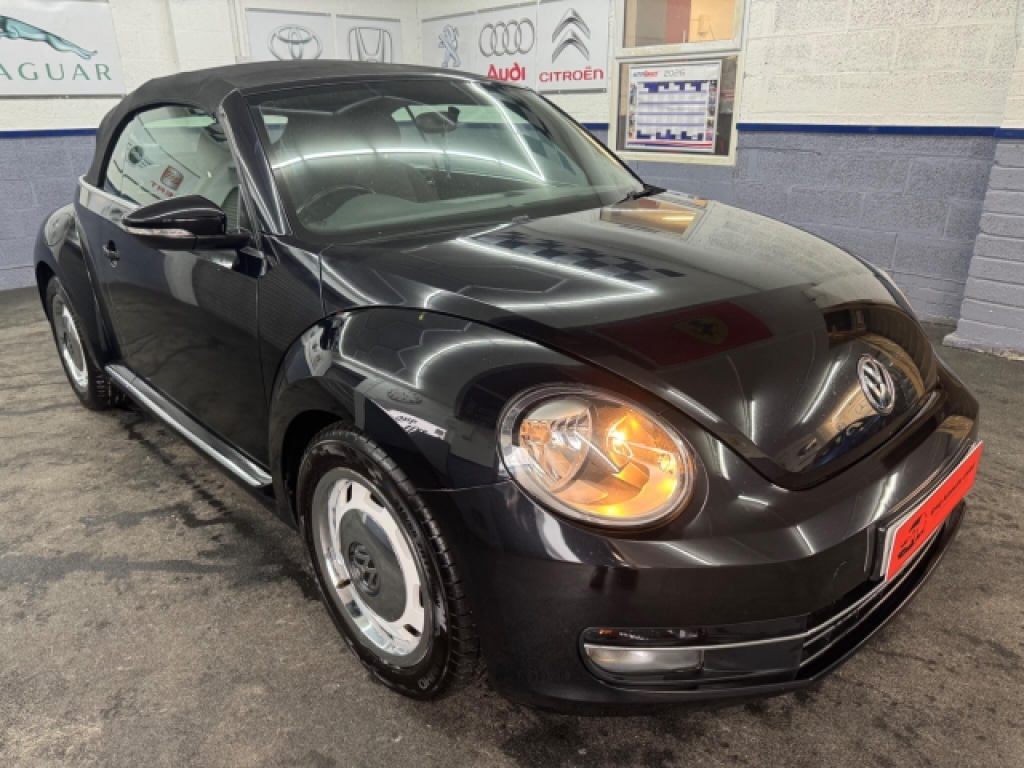 Used Volkswagen Beetle 2015 for sale - 77357511: Photo 24