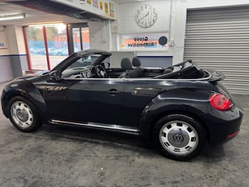 Used Volkswagen Beetle 2015 for sale - 77357511: Photo