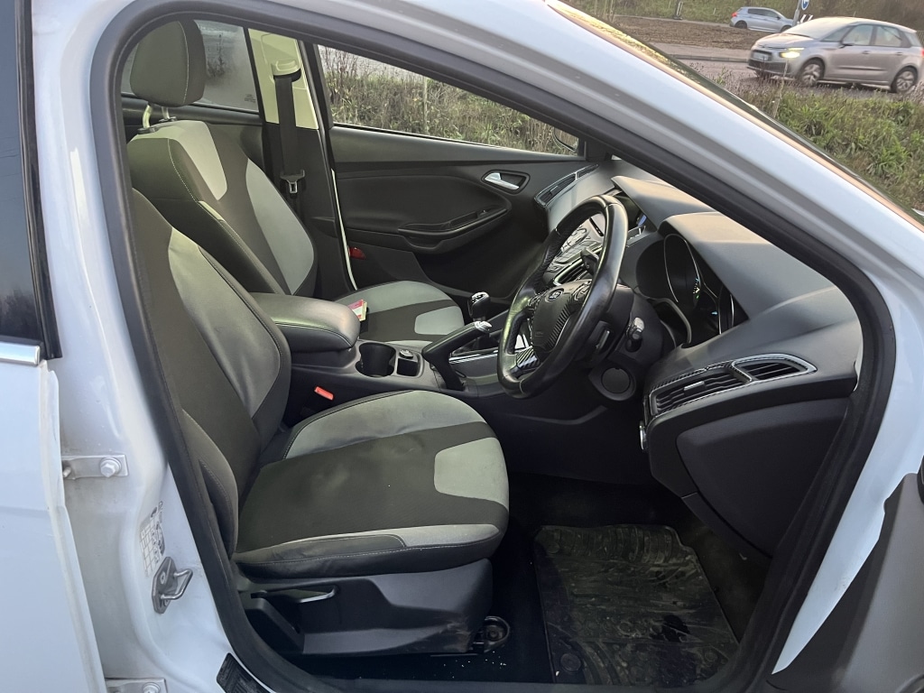 Used Ford Focus 2012 for sale - 77591845: Photo 11