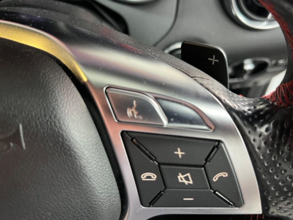 Used Mercedes-Benz SLK 2014 for sale - 76436163: Photo 31