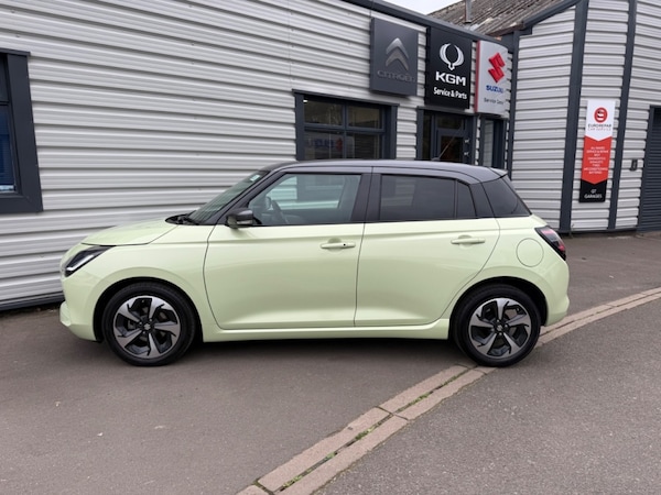 Used Suzuki Swift 2024 for sale - 76312822: Photo 3