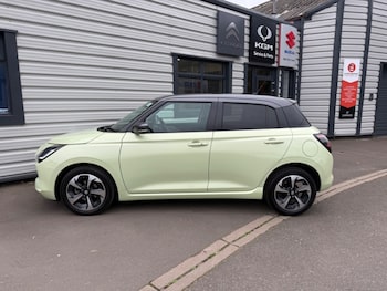 Used Suzuki Swift 2024 for sale - 76312822: Photo 3