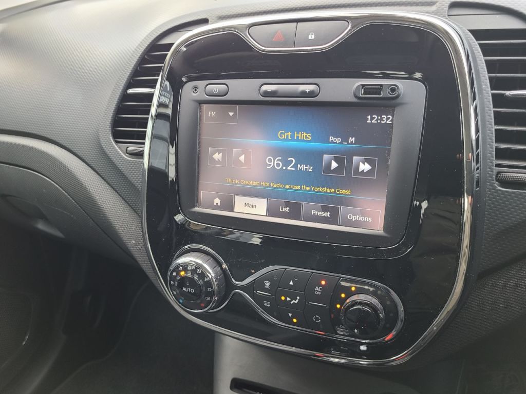 Used Renault Captur 2016 for sale - 76367134: Photo 17