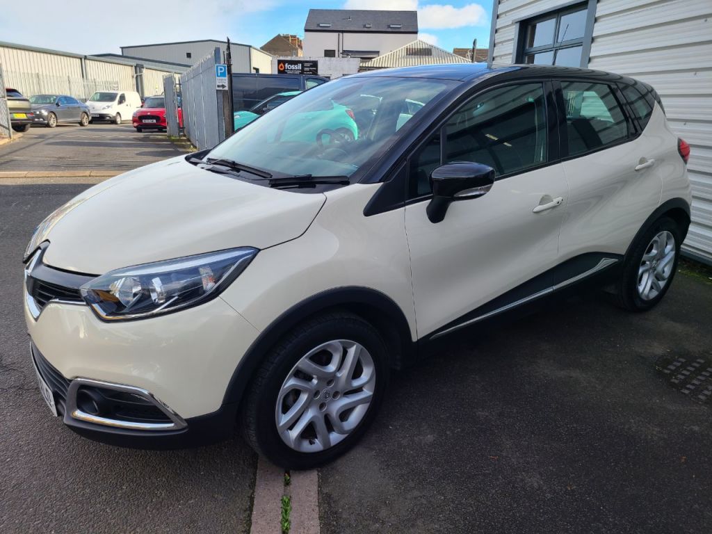 Used Renault Captur 2016 for sale - 76367134: Photo 3