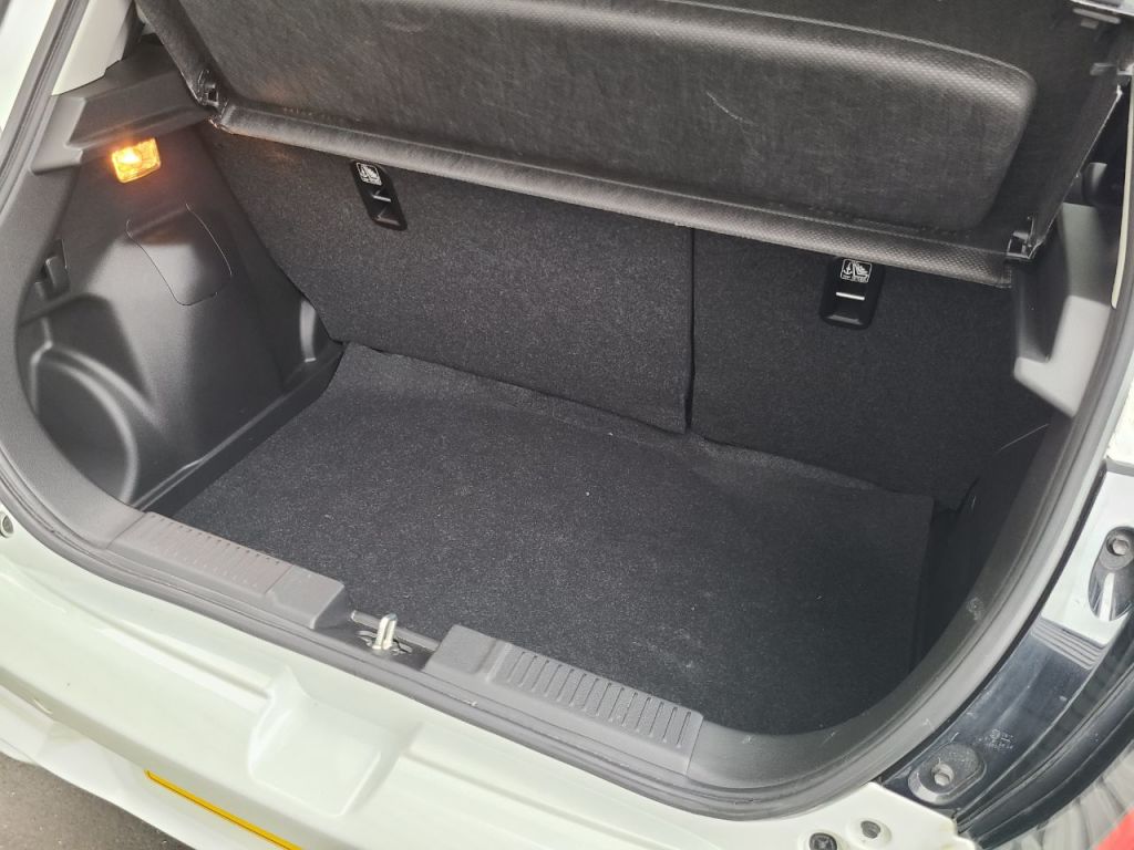 Used Suzuki Swift 2024 for sale - 77421348: Photo 10