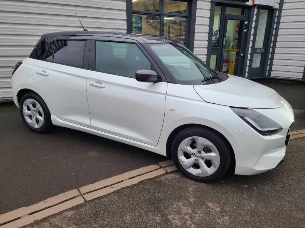 Used Suzuki Swift 2024 for sale - 77421348: Photo 11