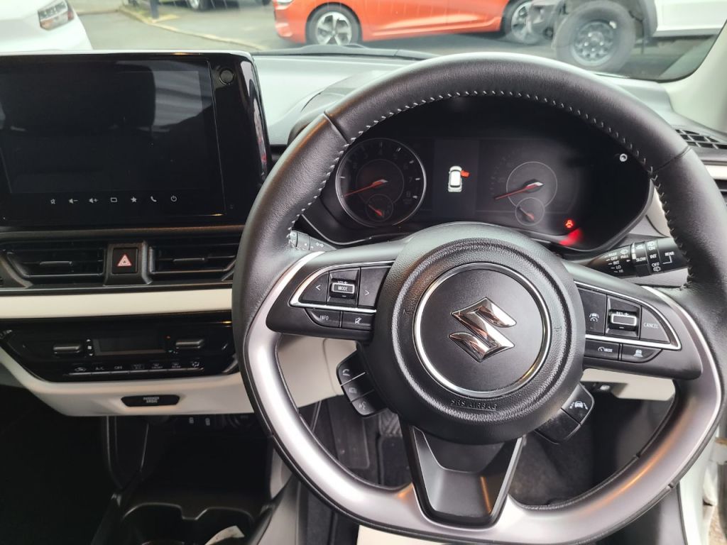 Used Suzuki Swift 2024 for sale - 77421348: Photo 13