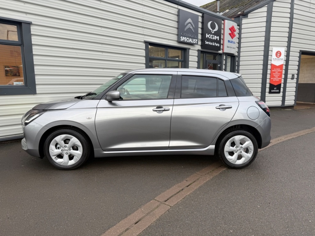 Used Suzuki Swift 2025 for sale - 77148300: Photo 3