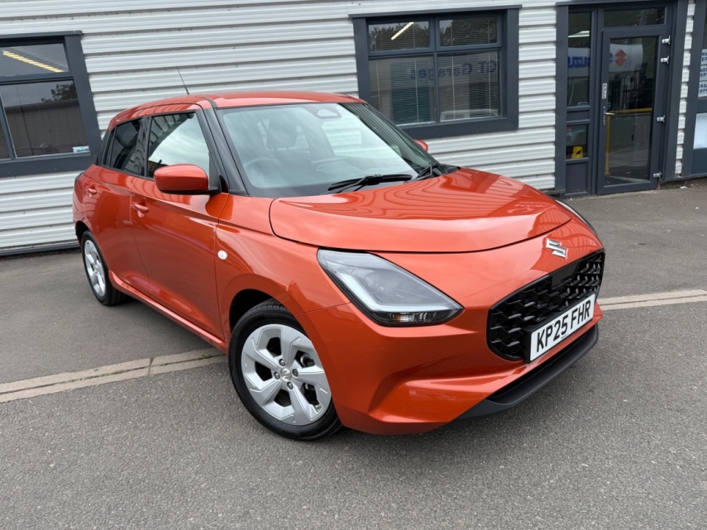 Used Suzuki Swift 2025 for sale - 76154111: Photo 1