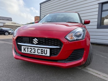 Used Suzuki Swift 2023 for sale - 76317056: Photo 4