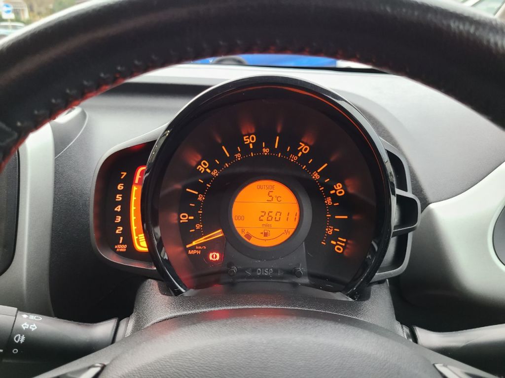 Used Toyota AYGO 2016 for sale - 76710666: Photo 17