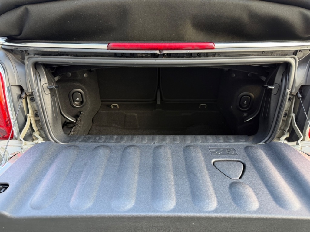 Used MINI Convertible 2018 for sale - 78162245: Photo 10