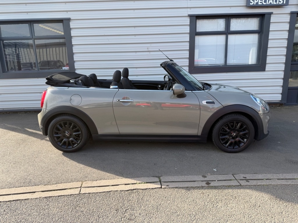 Used MINI Convertible 2018 for sale - 78162245: Photo 13