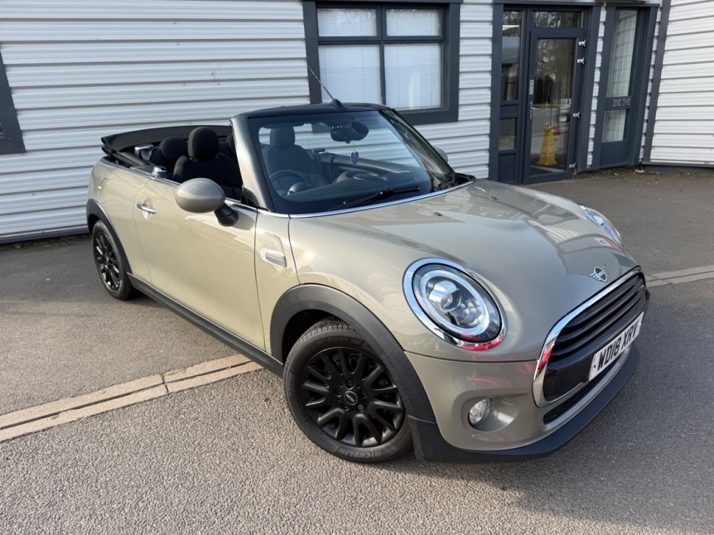 Used MINI Convertible 2018 for sale - 78162245: Photo 2