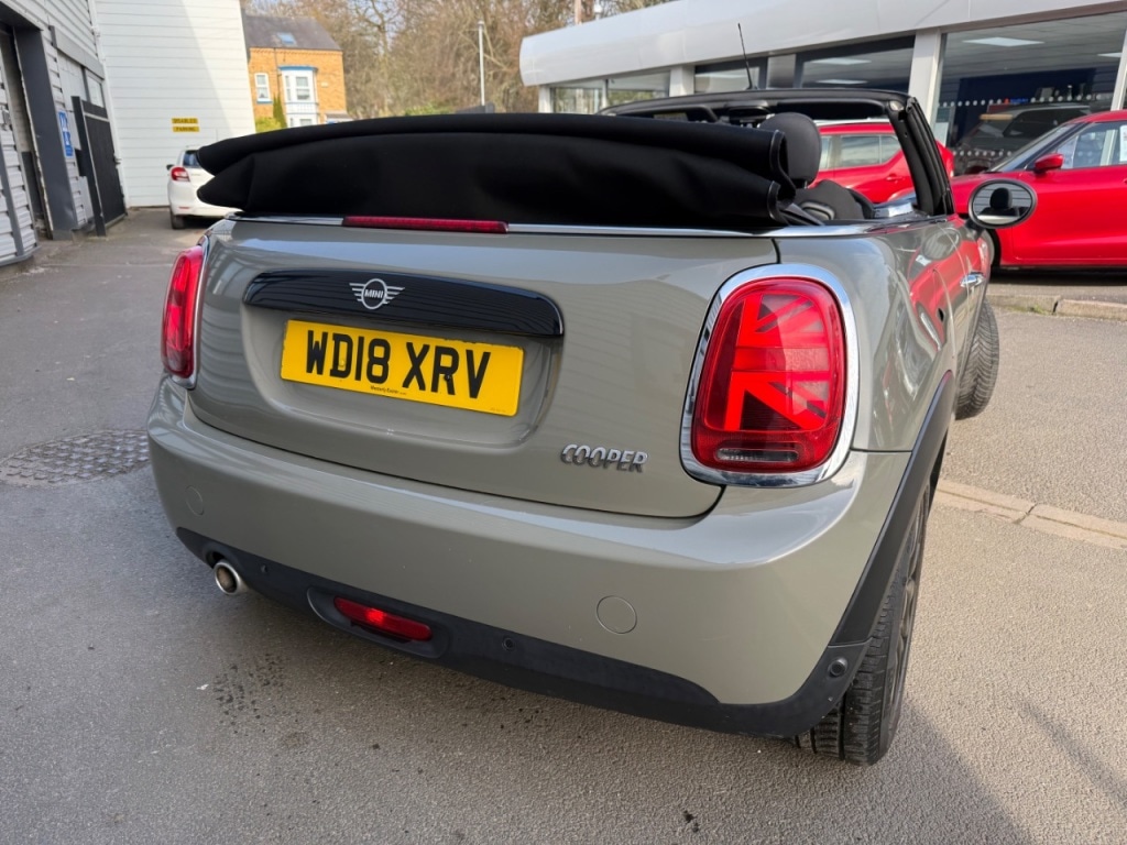 Used MINI Convertible 2018 for sale - 78162245: Photo 4