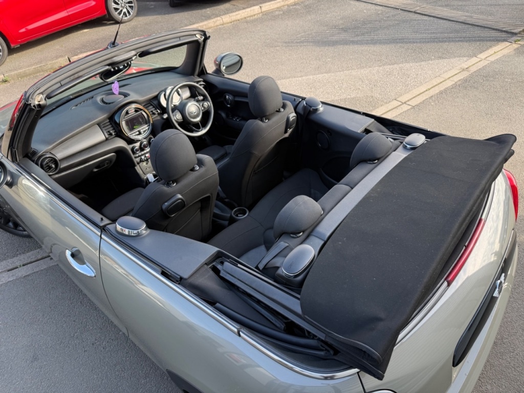 Used MINI Convertible 2018 for sale - 78162245: Photo 6