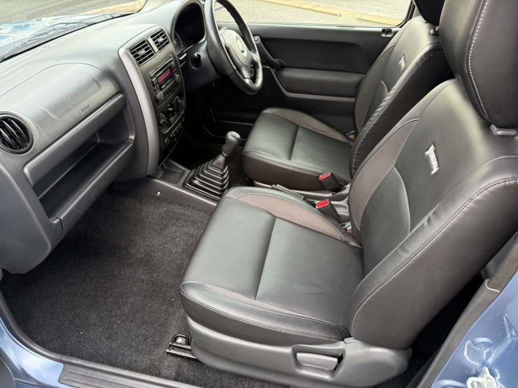 Used Suzuki Jimny 2013 for sale - 76355960: Photo 24