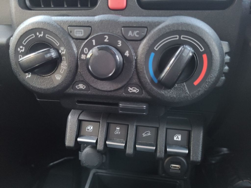 Used Suzuki Jimny 2024 for sale - 76798607: Photo 15