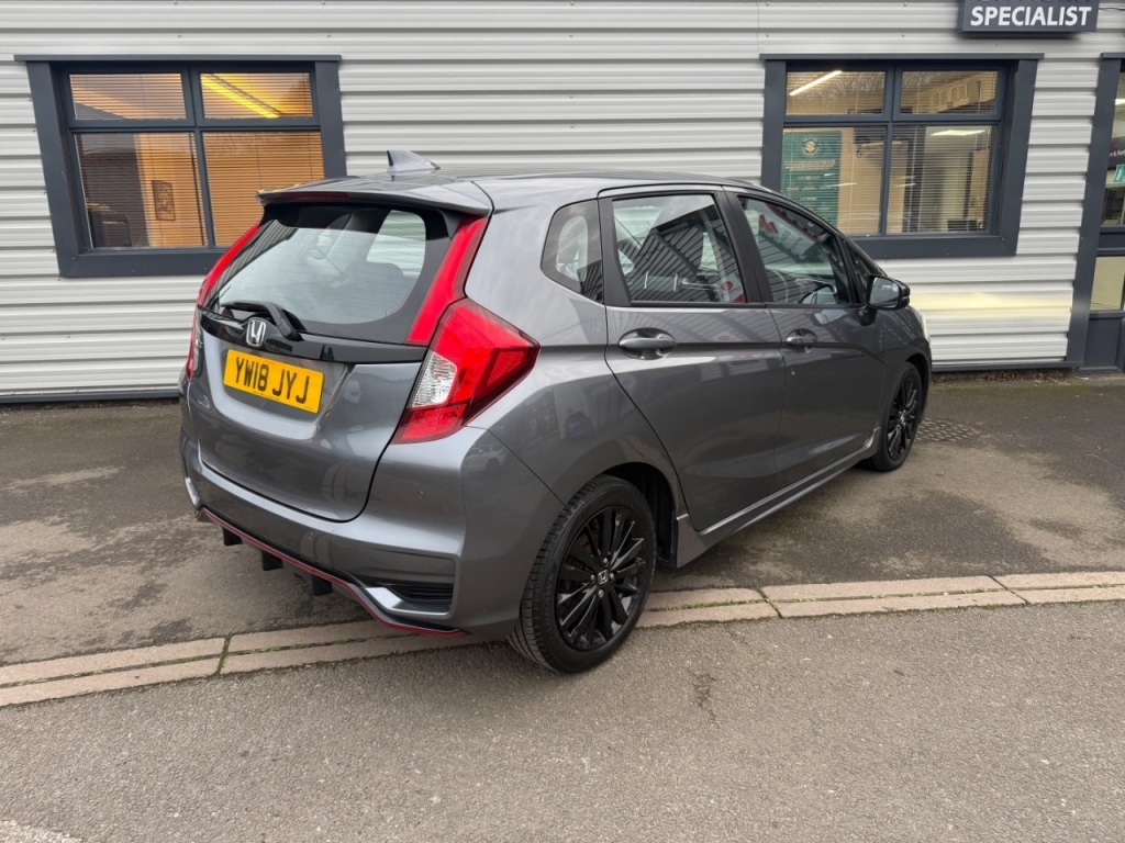 Used Honda Jazz 2018 for sale - 76495679: Photo 11