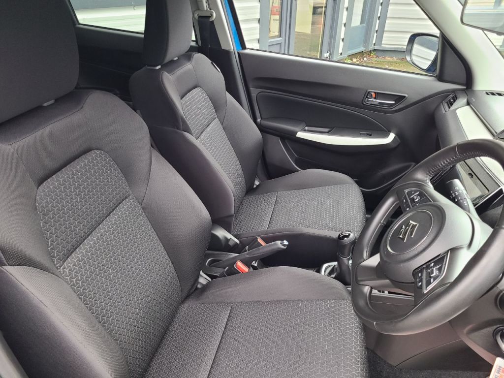 Used Suzuki Swift 2023 for sale - 77034357: Photo 11