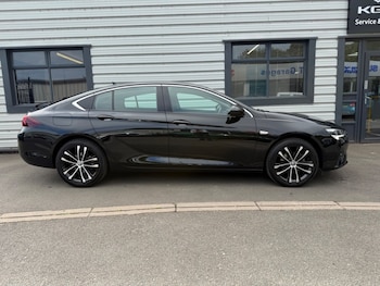 Used Vauxhall Insignia 2022 for sale - 76154103: Photo