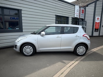 Used Suzuki Swift 2016 for sale - 76154094: Photo