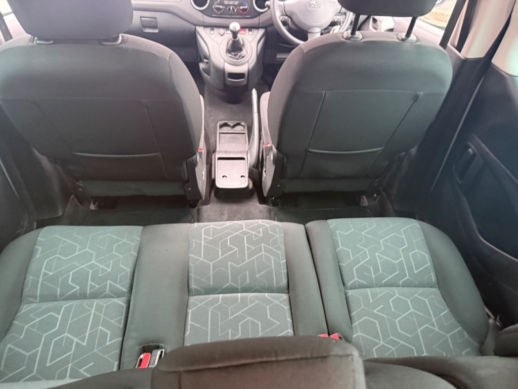 Used Peugeot Partner Tepee 2017 for sale - 77520190: Photo 28