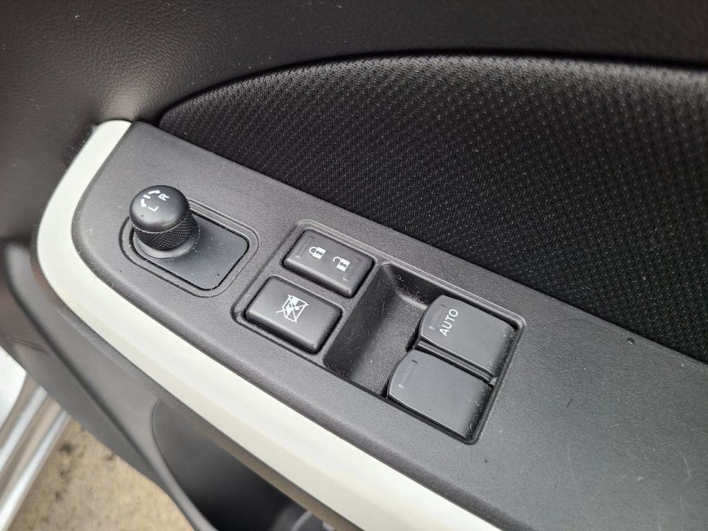 Used Suzuki Swift 2023 for sale - 77878730: Photo 12