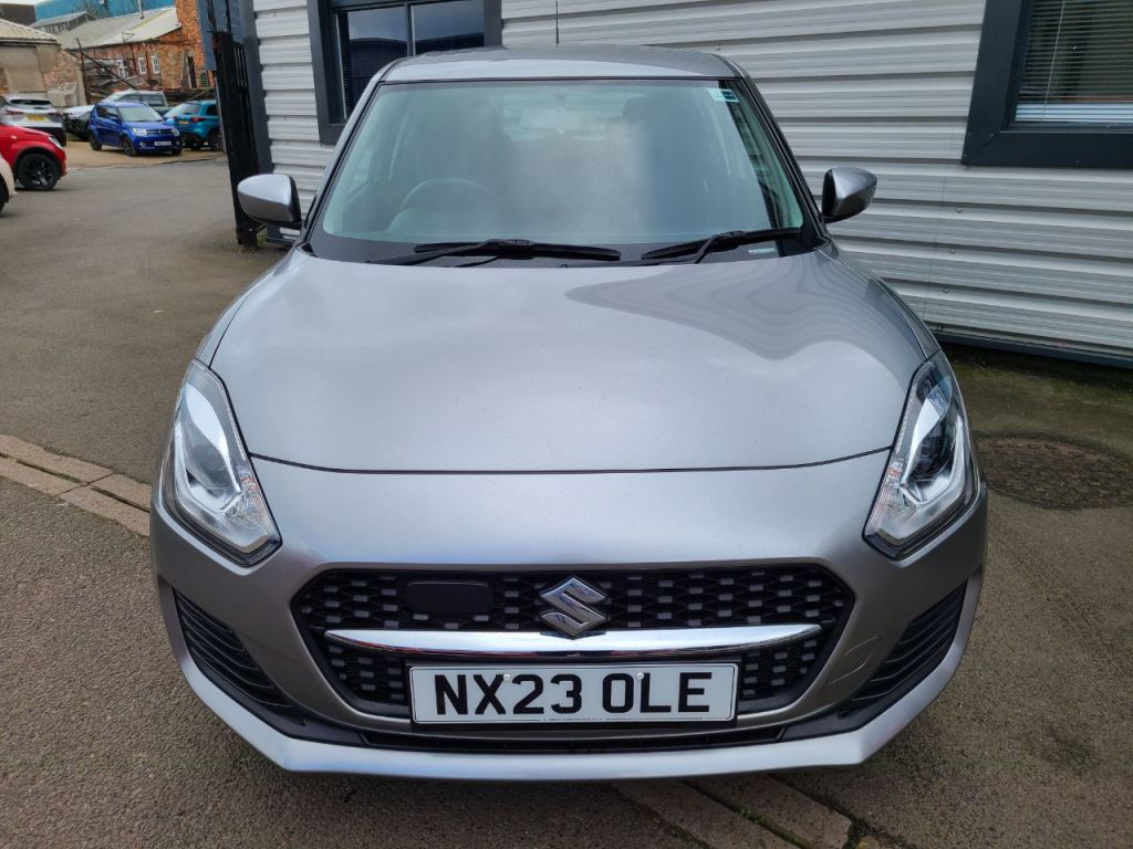 Used Suzuki Swift 2023 for sale - 77878730: Photo 2