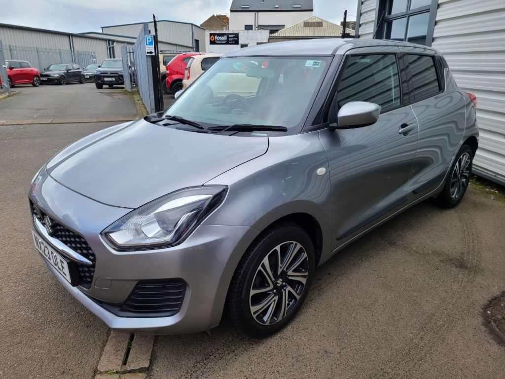 Used Suzuki Swift 2023 for sale - 77878730: Photo 3