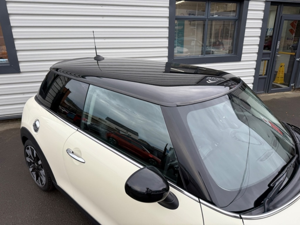 Used MINI Hatch 2019 for sale - 76469382: Photo 11