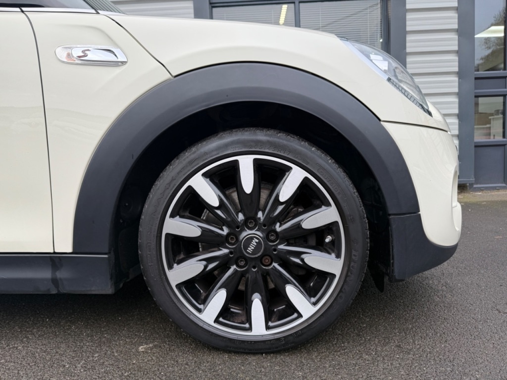 Used MINI Hatch 2019 for sale - 76469382: Photo 12