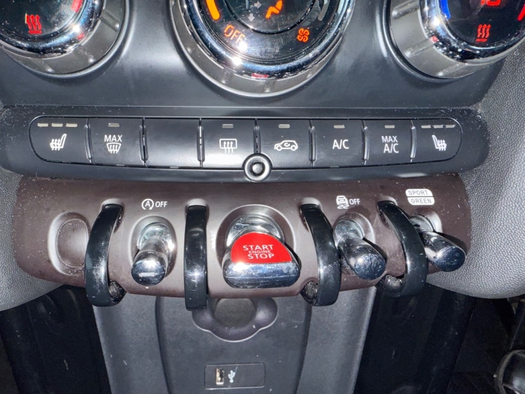 Used MINI Hatch 2019 for sale - 76469382: Photo 17