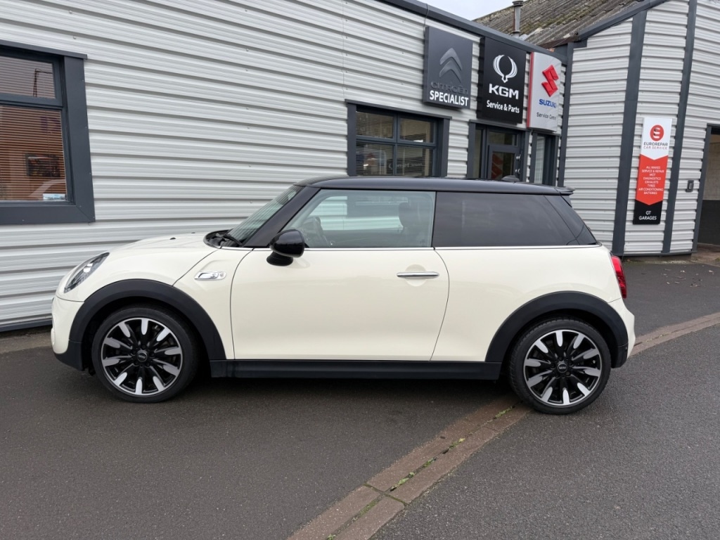 Used MINI Hatch 2019 for sale - 76469382: Photo 3
