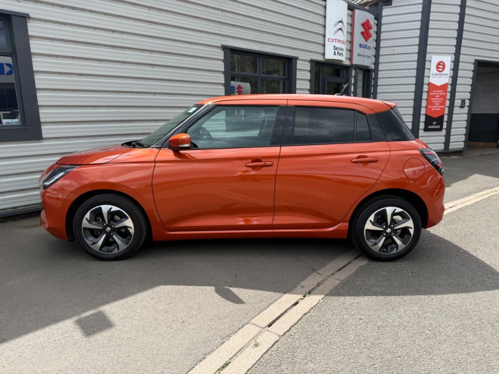 Used Suzuki Swift 2024 for sale - 76154100: Photo 3